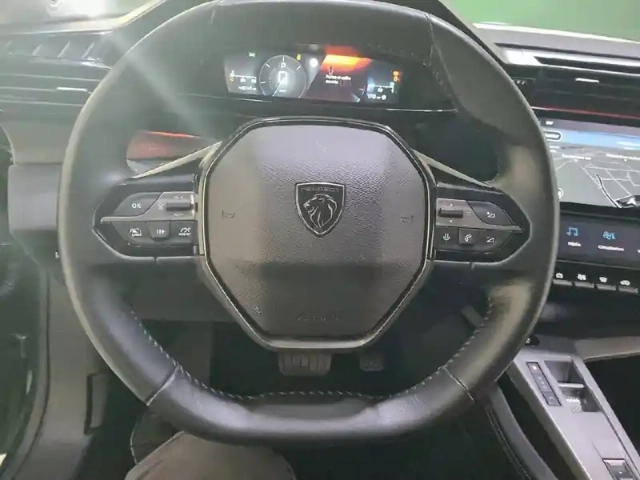 Peugeot 308 puretech 130ch s&amp;s eat8 — photo 12