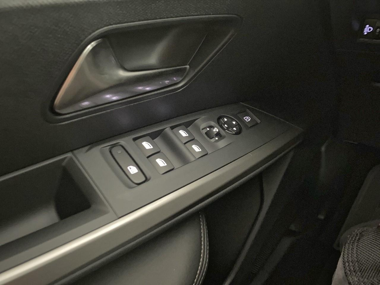 Peugeot 3008 electrique 210 ch 73 kwh allure — photo 20
