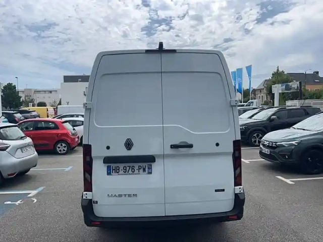 Renault Master electrique fgn l2h2 3t5 grande autonomie — photo 4