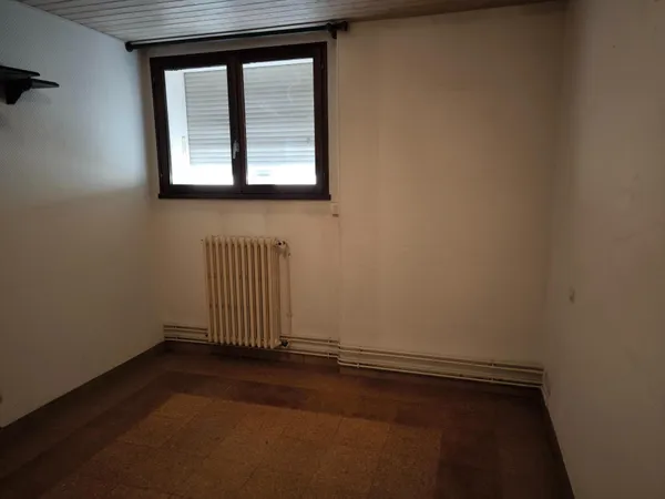 Appartement plein pieds 2 pièces ,proche commodité