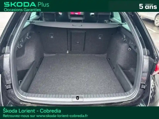 Skoda Octavia combi 2.0 tdi scr 150ch sportline dsg7 — photo 7