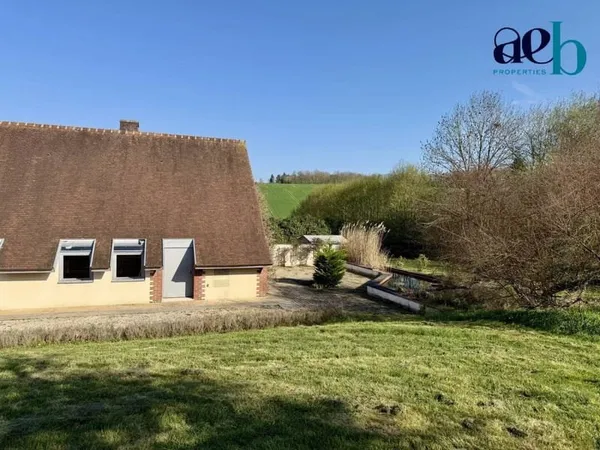 Maison de plain-pied 7 pièces 242 m²