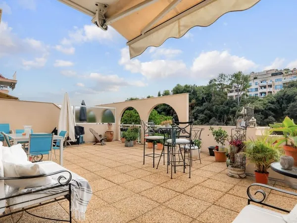 NICE OUEST Montréal / Résidence Fabron : Appartement 2 Pièce