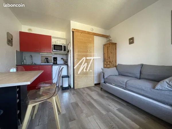 Studio 1 pièce 18 m²