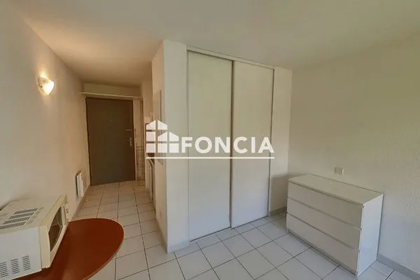 Studio 1 pièce 21 m²
