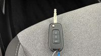 Renault Clio 1.5 Blue dCi 100ch Evolution — photo 16