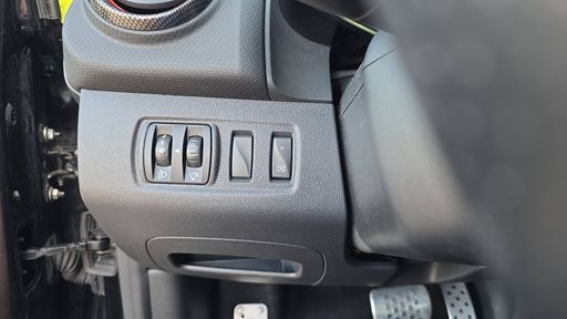Renault Clio RS 1.6 TCe Turbo 220 EDC6 - Rs 18 – 2018 – 118500 km – Essence – Boîte Automatique — photo 18