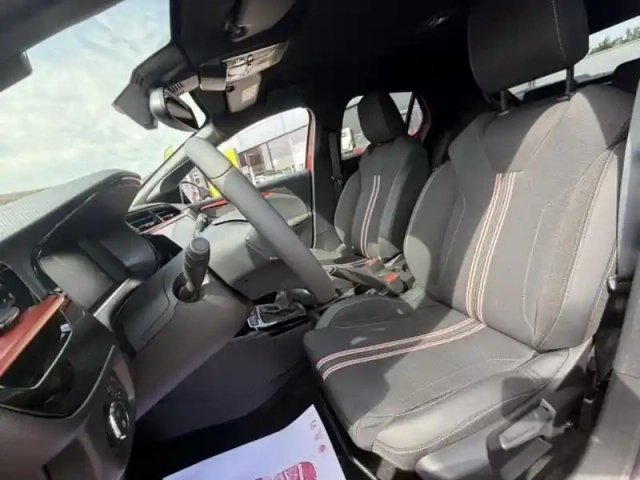 Opel Corsa 1.2 turbo 100ch yes — photo 10