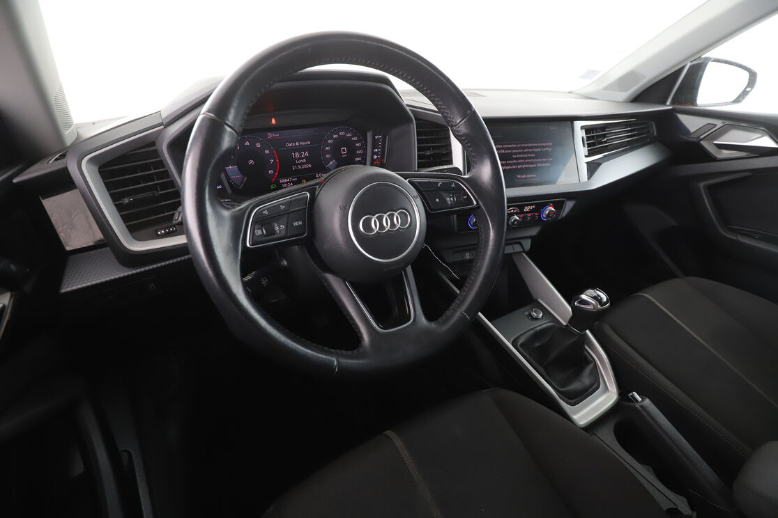 Audi A1 Sportback 30 TFSI Design — photo 10