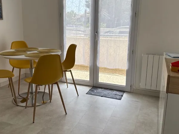 Vends Appartement RdC, 50 mètres de la mer