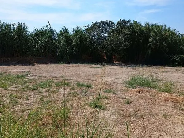 Terrain 938 m2