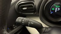 Toyota Yaris 116h Iconic 5p MY22 — photo 23