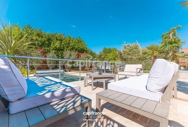 Vends maison 261m²