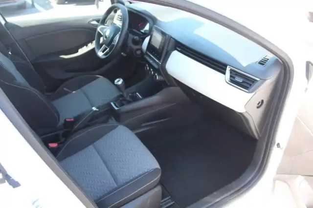 Renault Clio tce 90 — photo 37