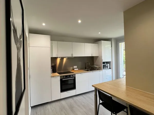 Appartement 6 pièces 80 m²