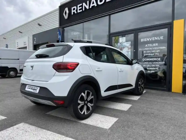 Dacia Sandero stepway iii essential tce 90 — photo 3