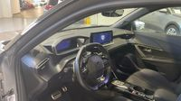 Peugeot 2008 1.2 PureTech 130ch S&S GT EAT8 — photo 11