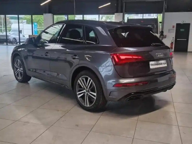 Audi Q5 55 tfsi e 367ch s line quattro s tronic 7 — photo 7