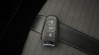 Peugeot 208 1.5 BlueHDi 100ch S&S Allure — photo 16