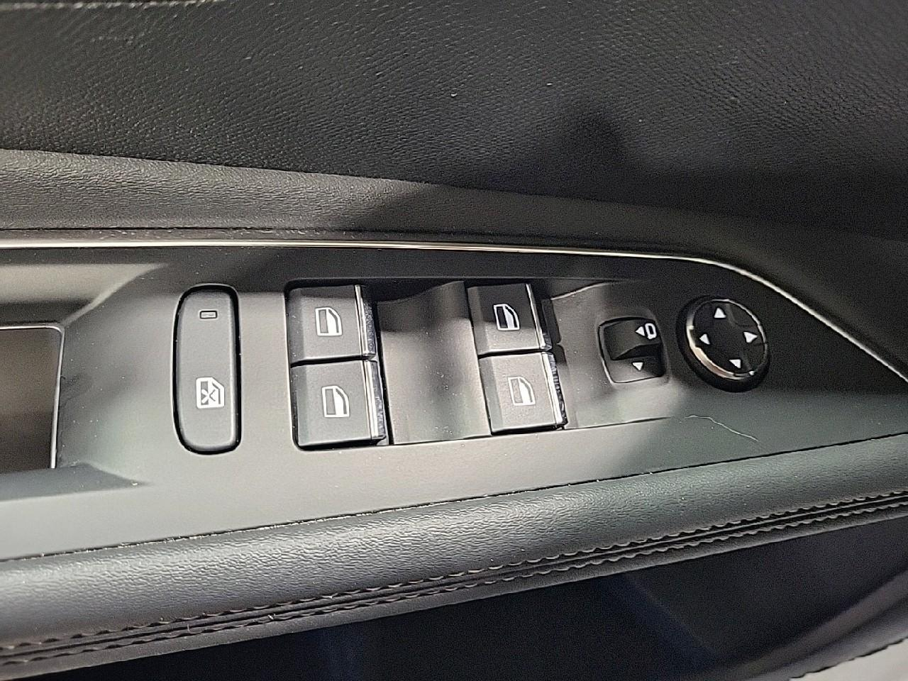 Peugeot 3008 hybrid 225 e-eat8 gt — photo 23