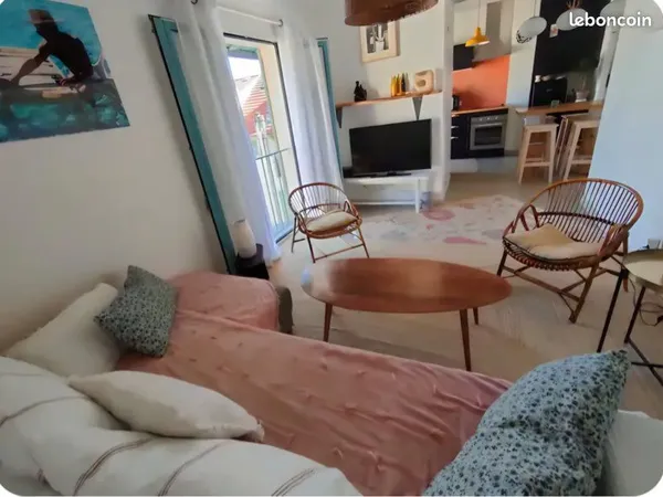 Appartement meublé 3 pièces hyper centre idéal étudiants et collocation double exposition traversant