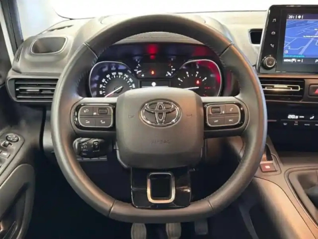 Toyota Proace city verso medium 1.5 100 d-4d design rc23 — photo 30