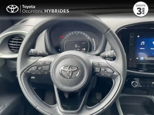 Toyota Aygo X 1.0 vvt-i 72ch design my24 — photo 13