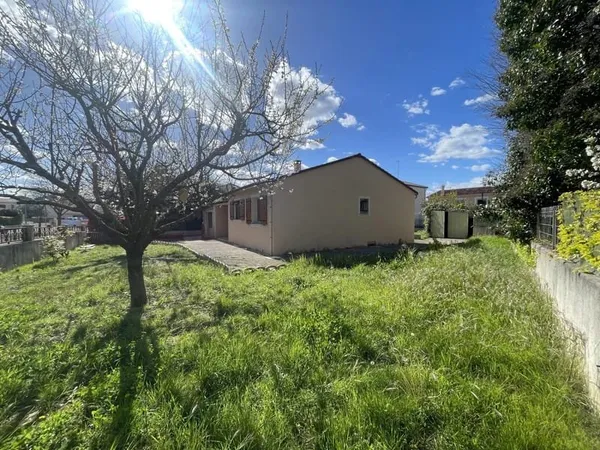 A VENDRE MAISON ALES Plain pied