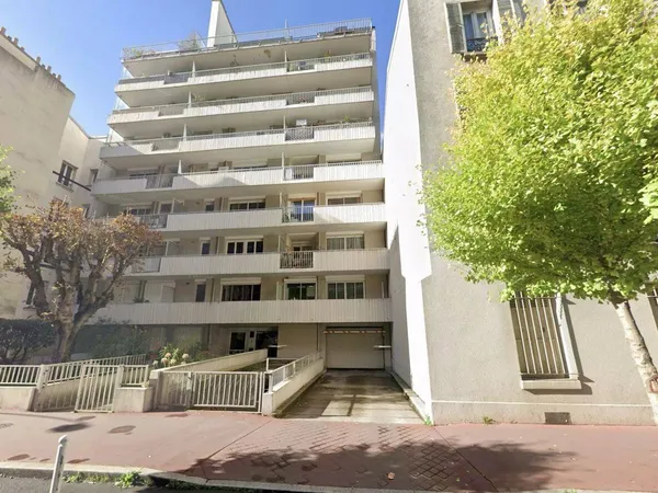 Parking 12 m²