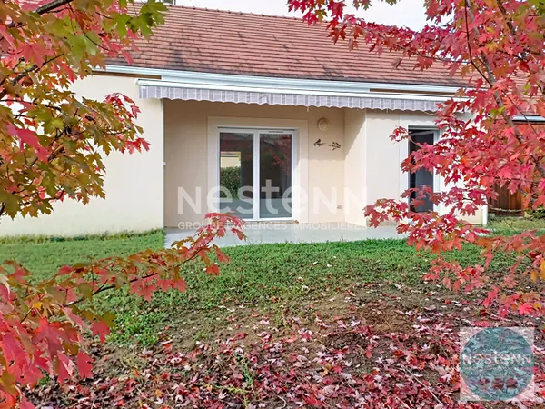 Charmante maison de plain-pied en résidence seniors à Bracieux