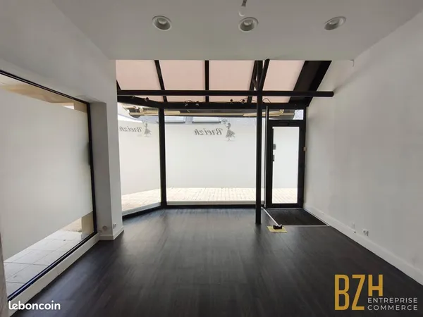 Local commercial 68 m² LORIENT