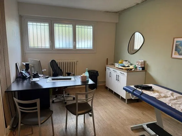LOCAL PROFESSIONNEL A VENDRE ANGERS