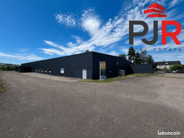 Bureaux 2600 m² Lesménils