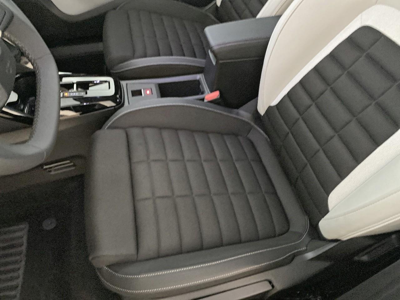 Citroën C3 Aircross hybride 145 ch aut max — photo 9
