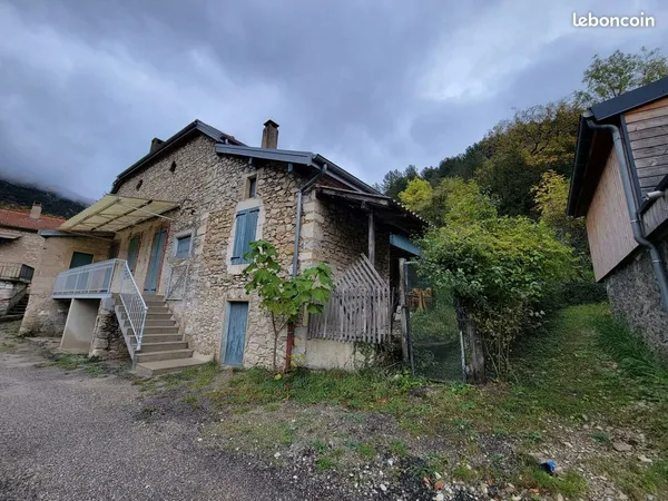 Propriété 5 pièces 80 m²