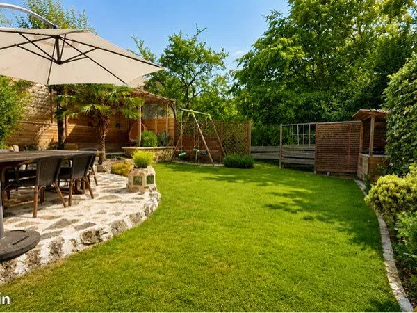 Maison familiale de caractère - 95 m² - 4 chambres - Garage - Cave - DPE C