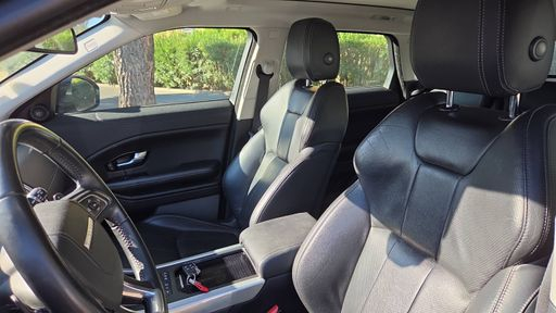 Land Rover Range Rover Evoque 2.0 TD4 180 AWD BVA9 - SE Dynamic – 2018 – 81562 km – Diesel – Boîte Automatique — photo 24