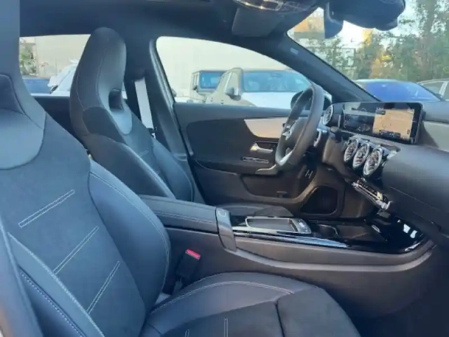 Mercedes Classe A 250 e hybrid eq amg exclusive — photo 11