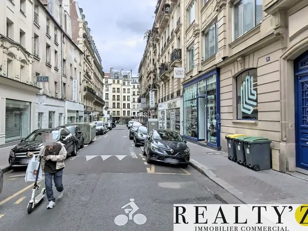 Local commercial 115 m²