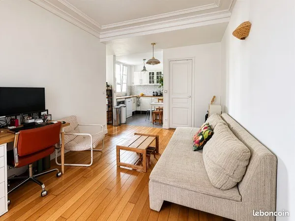 Appartement 2pièces 45m2 385 000 très calme
