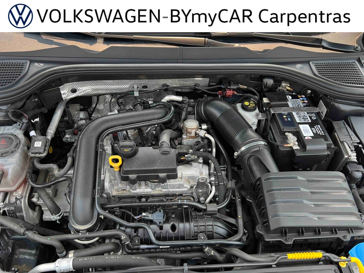 Volkswagen Golf 1.0 eTSI OPF 110 DSG7 — photo 16