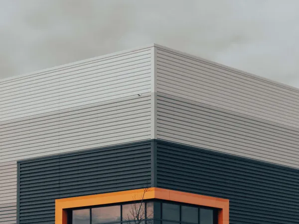 Bâtiment professionnel zone artisanale Nord Nantes