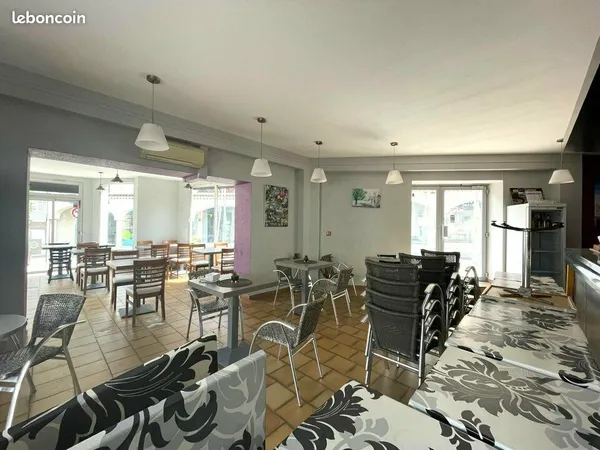 LOCAL COMMERCIAL 126 m² VALLAURIS
