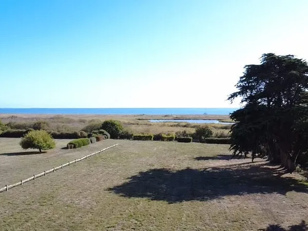 Propriété Vue Mer - 6 chambres - Plus de 7 000 m2 de terrain