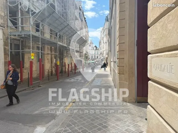 Boutique 145 m² PARIS