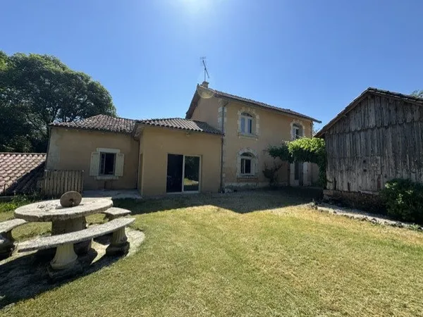 Propriété avec moulin