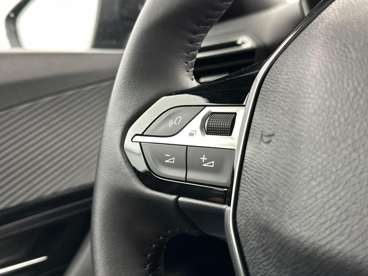 Peugeot 2008 100 s&s bvm6 style — photo 17