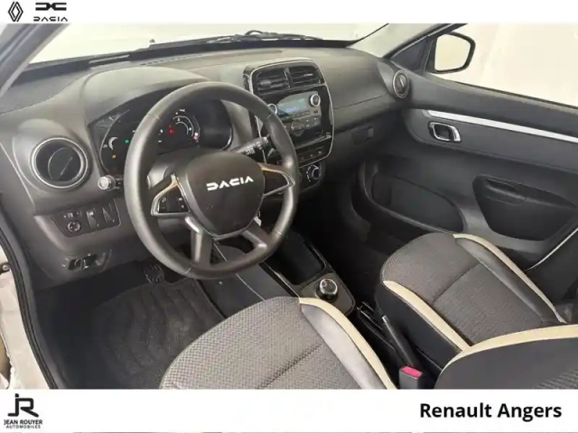 Renault Clio 1.5 blue dci 100ch evolution — photo 30