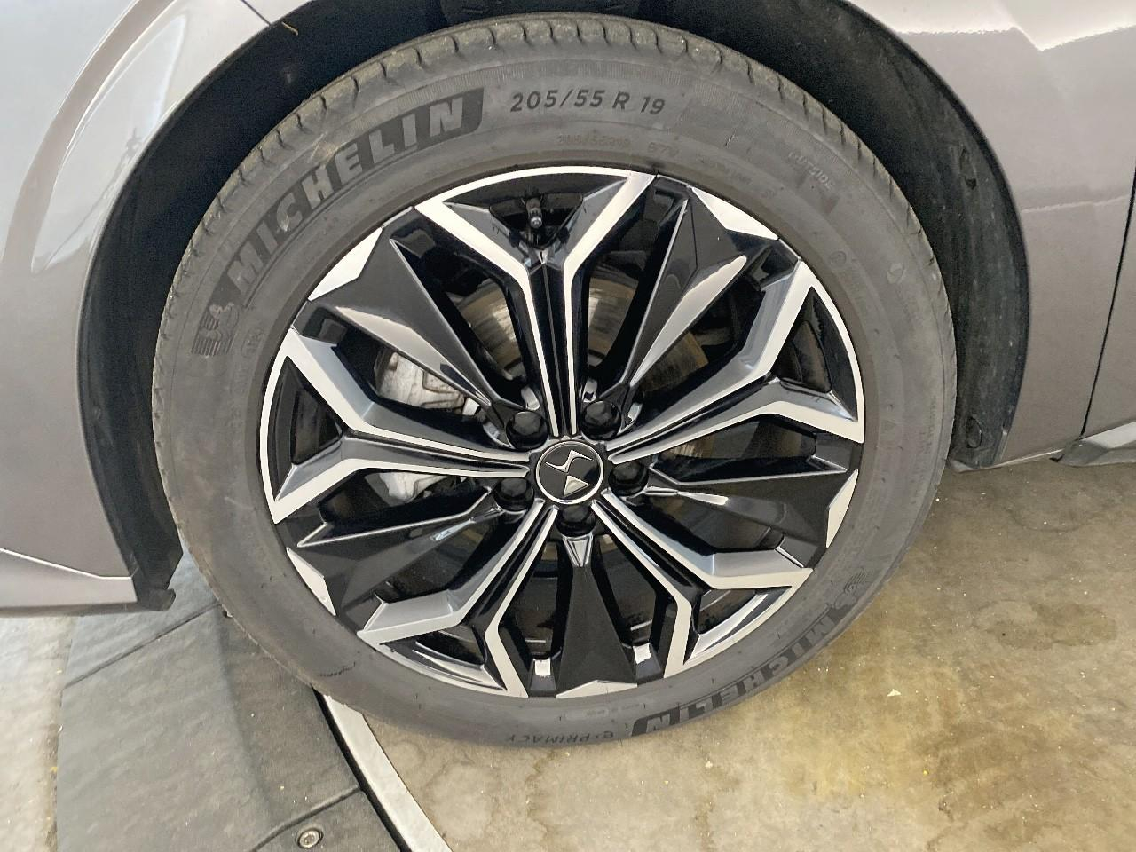 Ds Ds 4 hybride 136 e-dct6 etoile - alcantara — photo 11