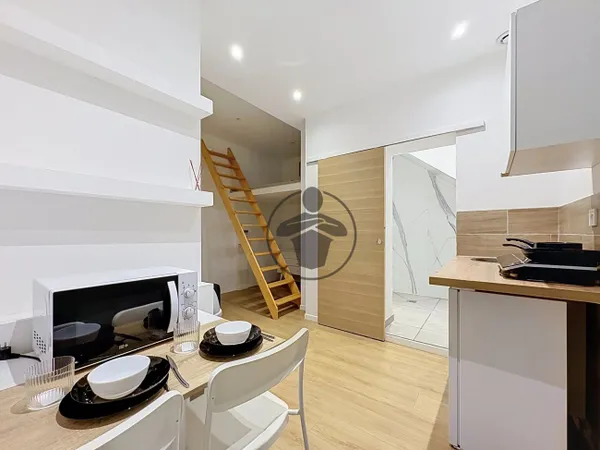 Studio 1 pièce 19 m²